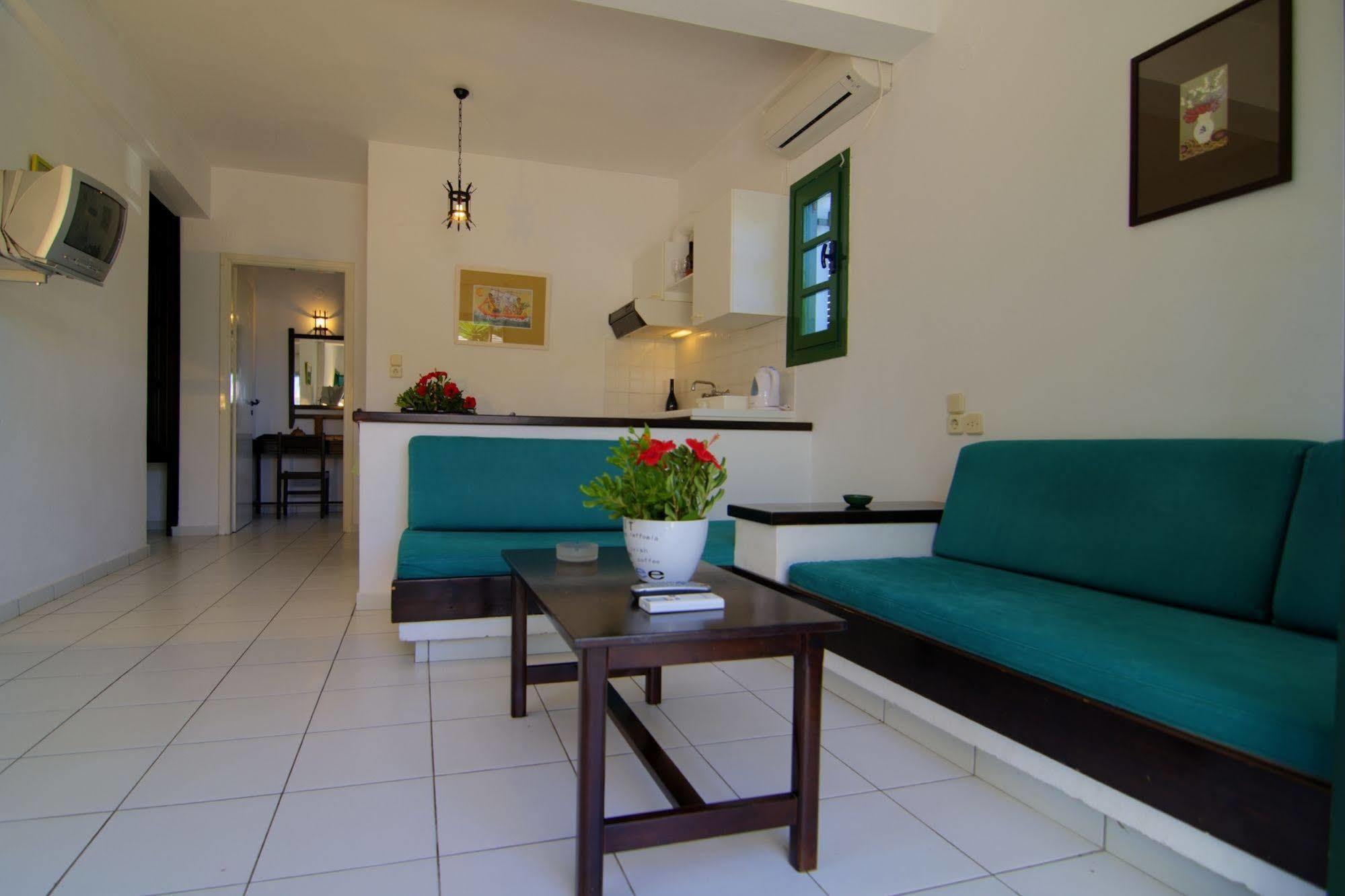 Sirius Apartments Chersonissos Buitenkant foto