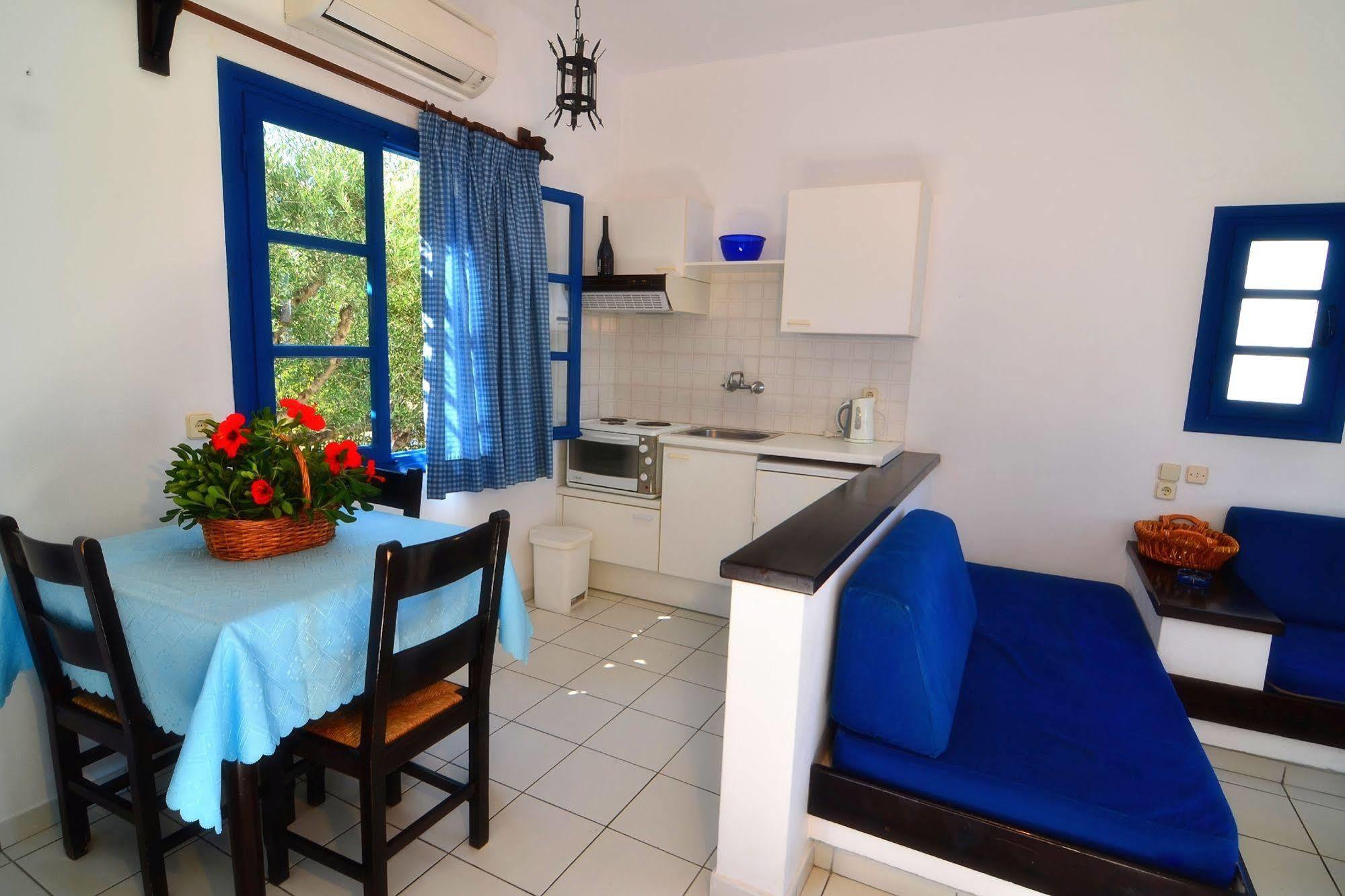 Sirius Apartments Chersonissos Buitenkant foto