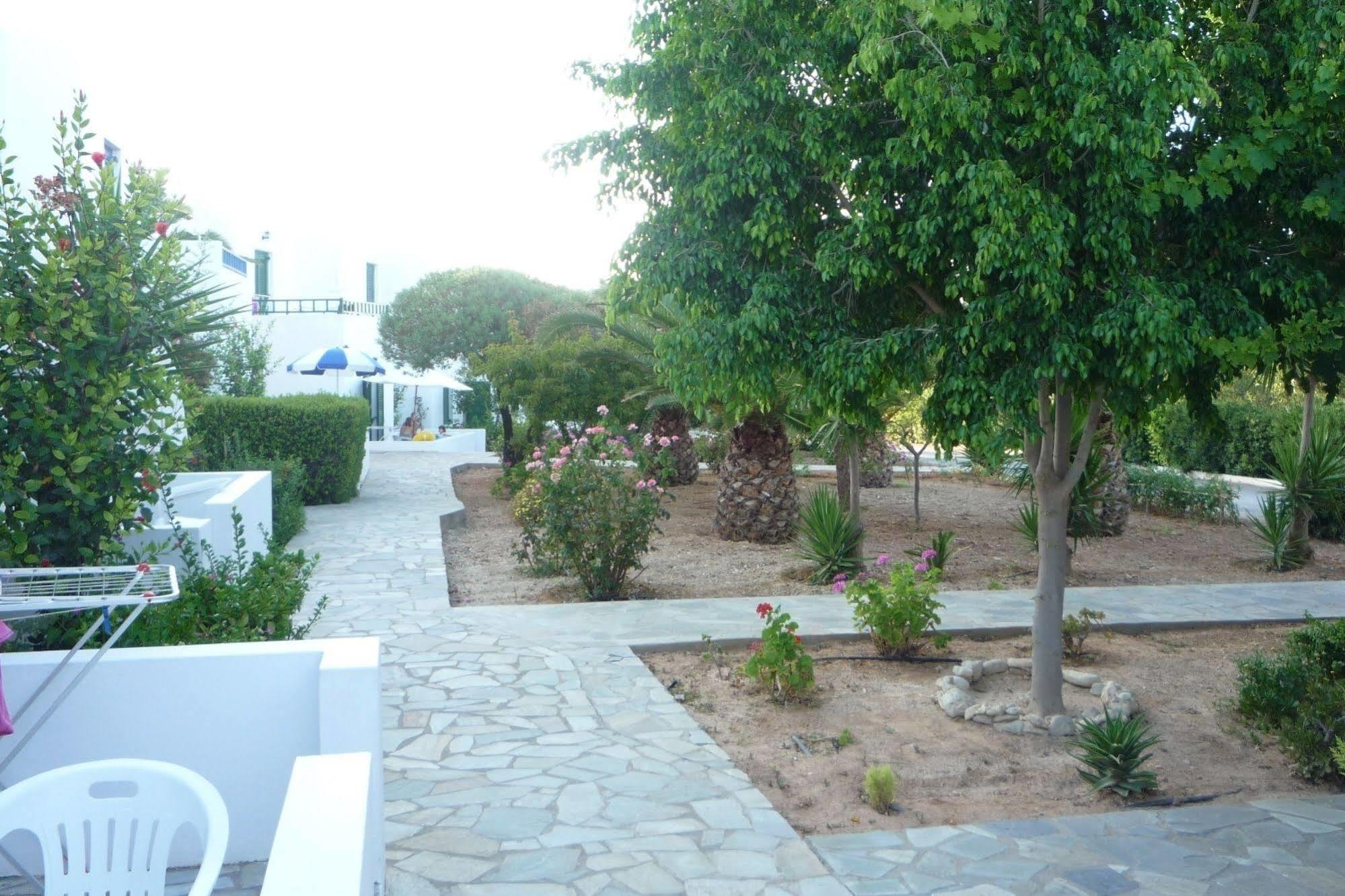 Sirius Apartments Chersonissos Buitenkant foto