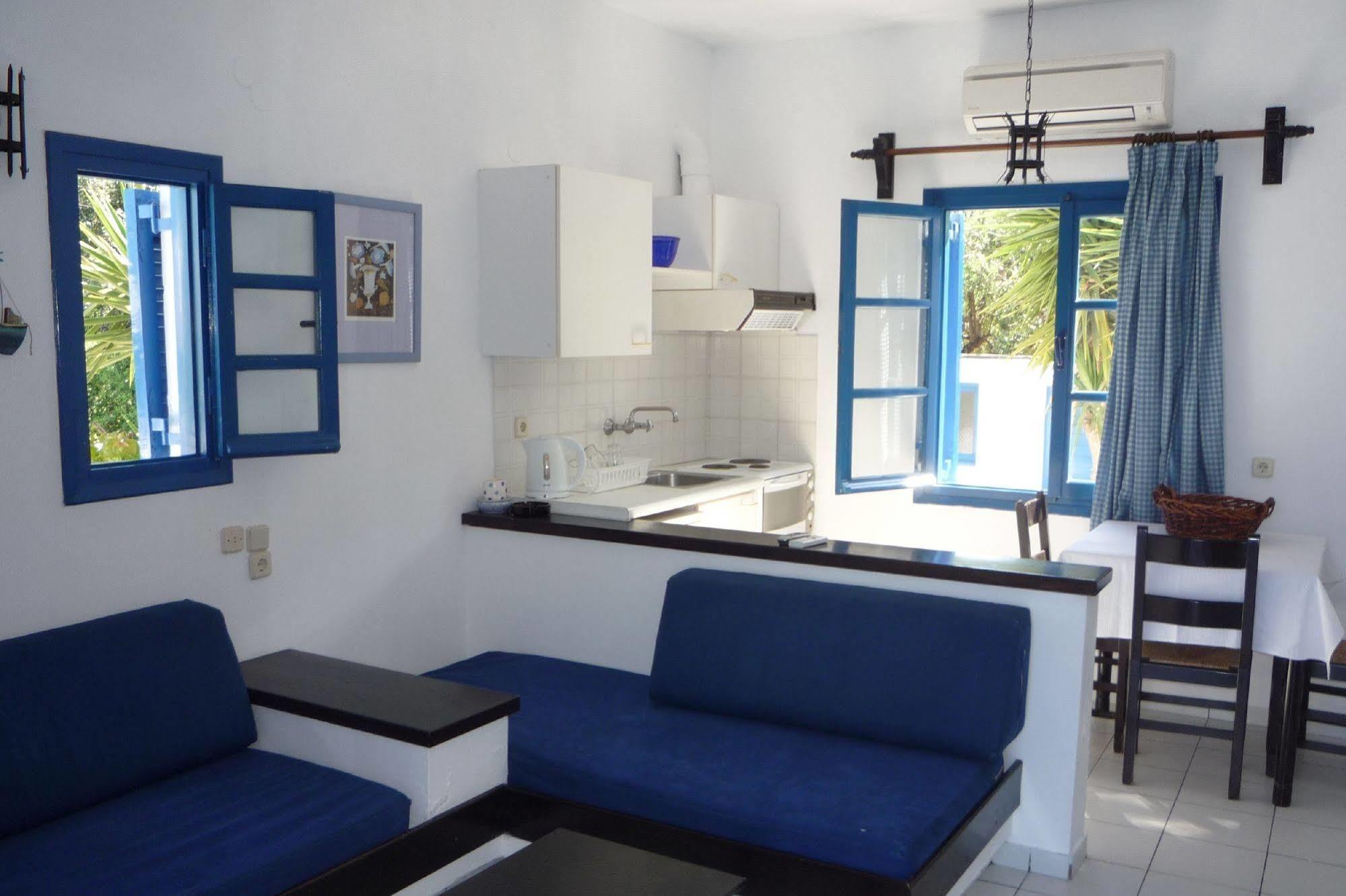 Sirius Apartments Chersonissos Buitenkant foto