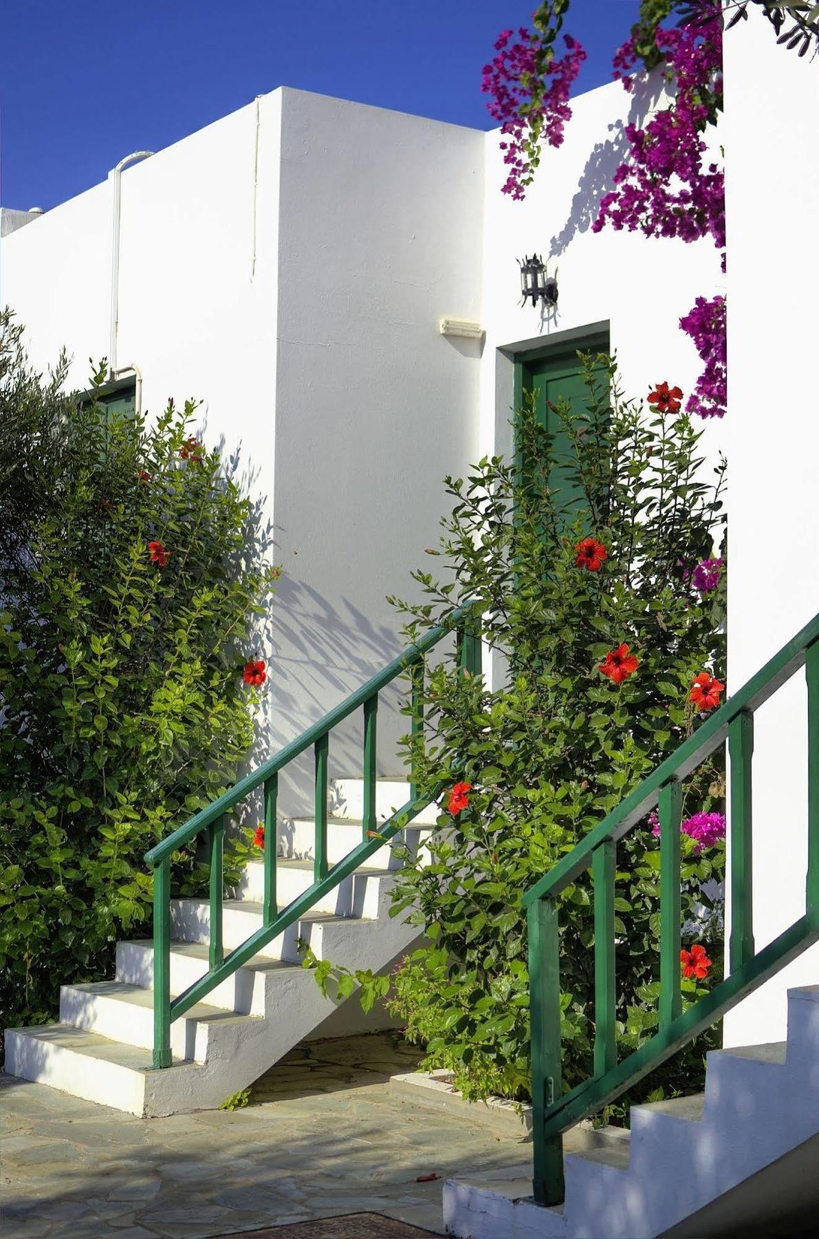 Sirius Apartments Chersonissos Buitenkant foto