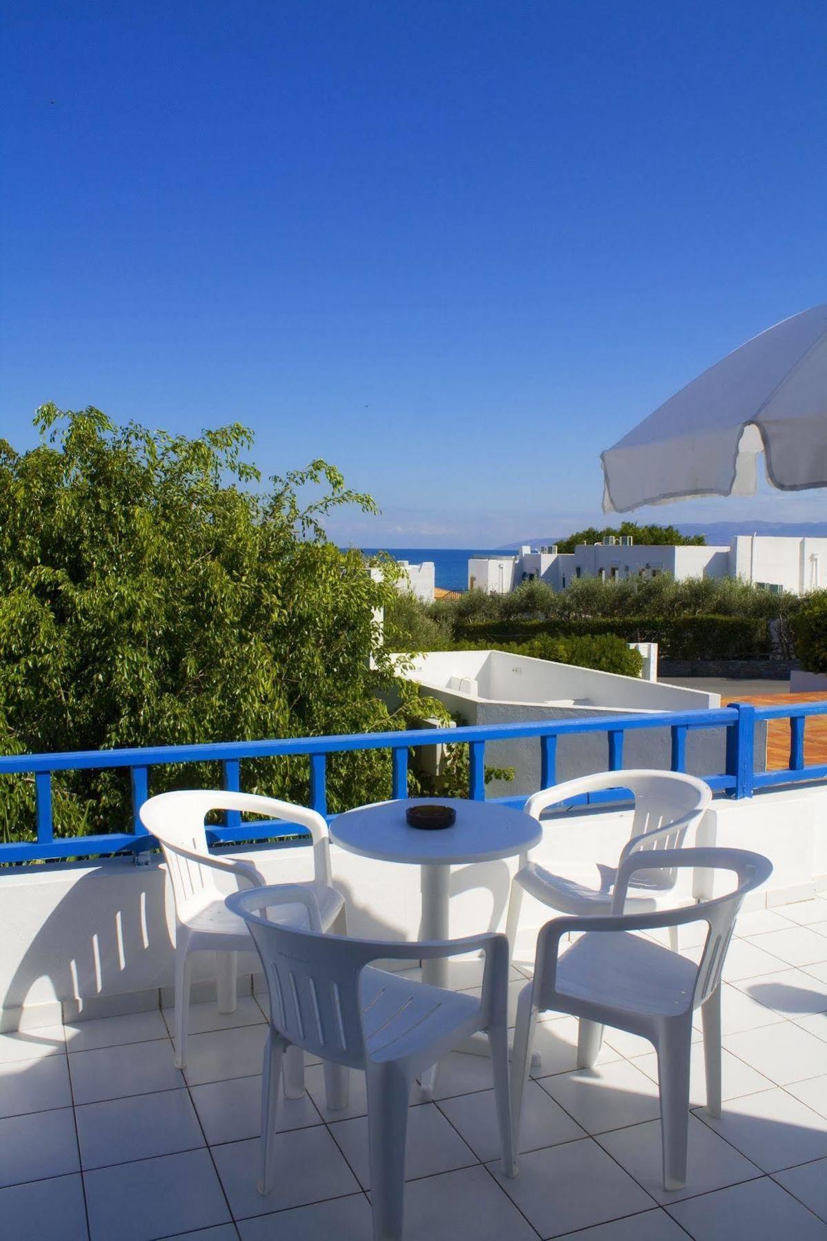 Sirius Apartments Chersonissos Buitenkant foto